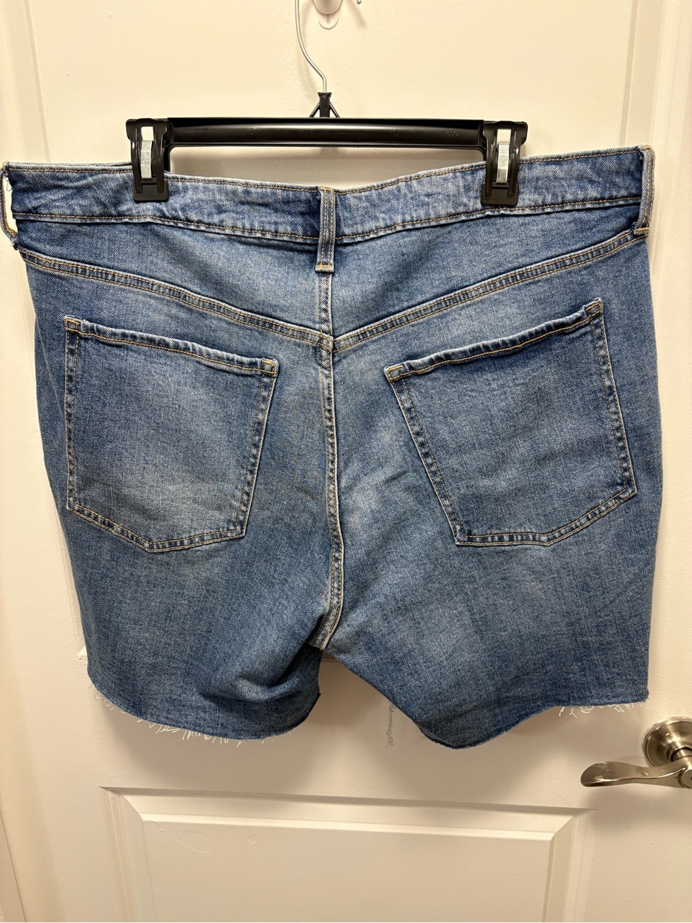 Old Navy High-Waisted OG Straight Jeans - Size 20 - Picture 5 of 7